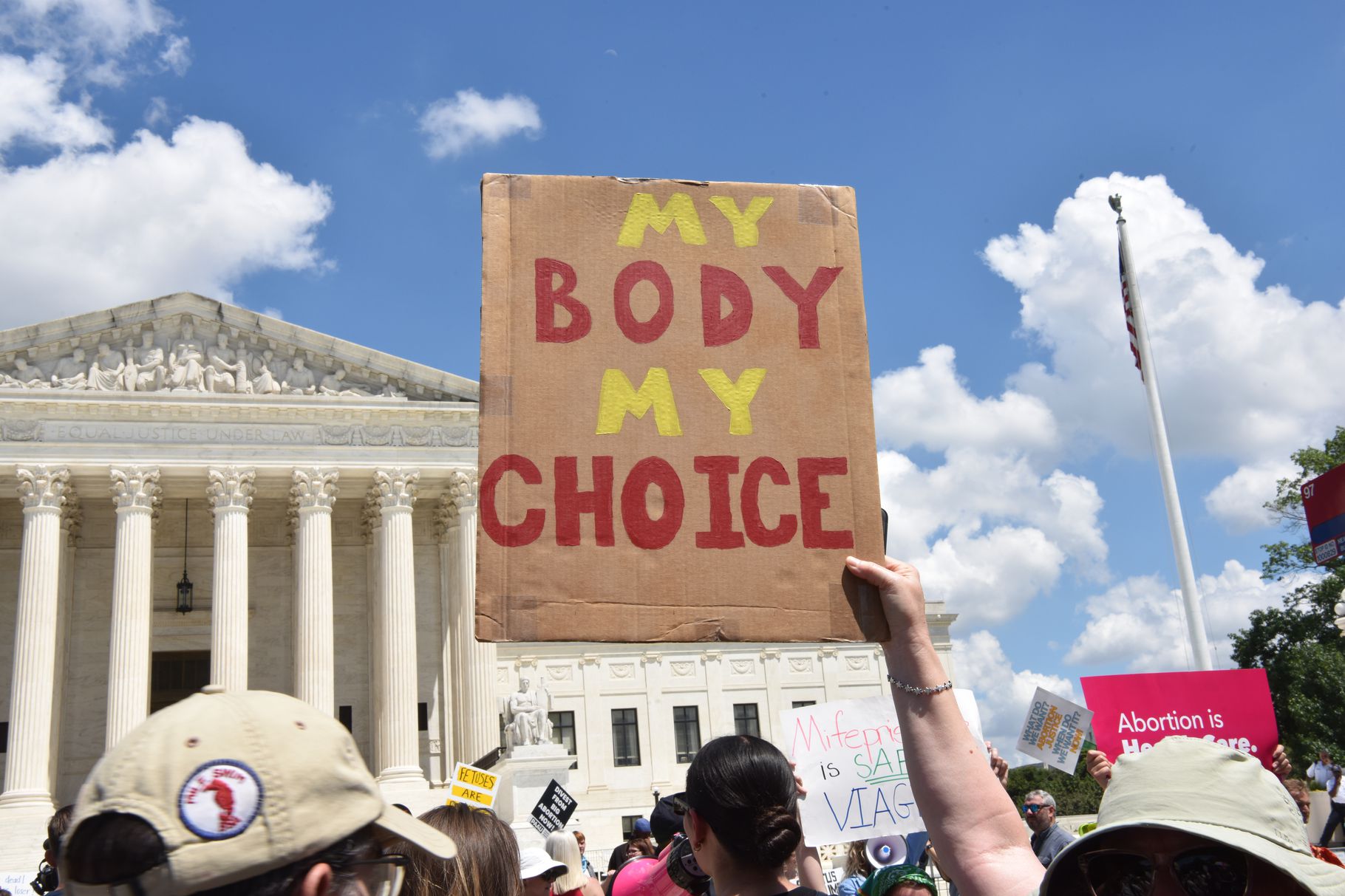 Abortion supporters in front of the Supreme Court, credit Sha Hanting, China News Service, VCG via Getty Images